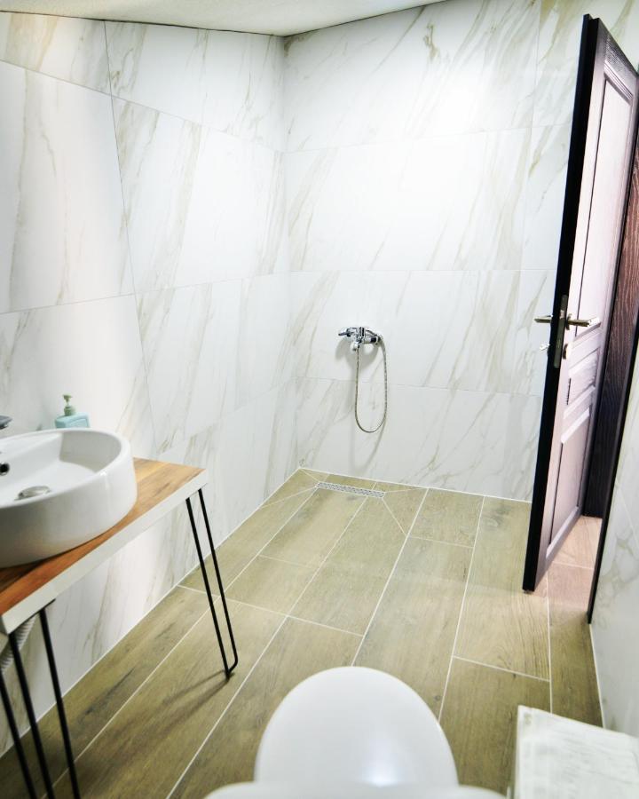 Apartments Lido Ohrid Bagian luar foto